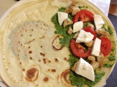 crepes, recipes, pesto, mozzarella, tomato, caprese, chicken caprese, lunch 
